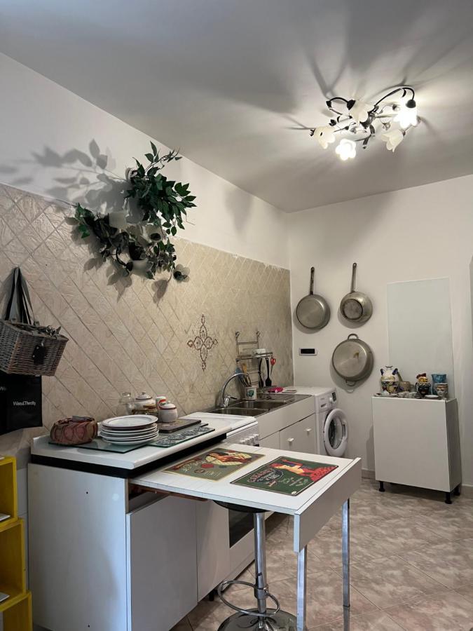 Апартаменты Casa Kamalei, Tra Plebiscito E Lungomare Неаполь Экстерьер фото