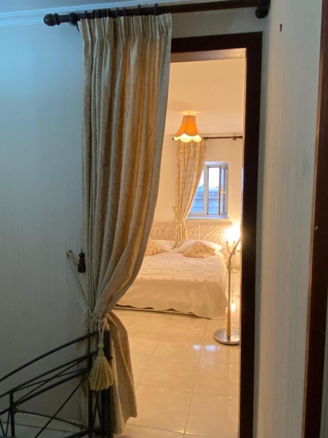 Апартаменты Casa Kamalei, Tra Plebiscito E Lungomare Неаполь Экстерьер фото